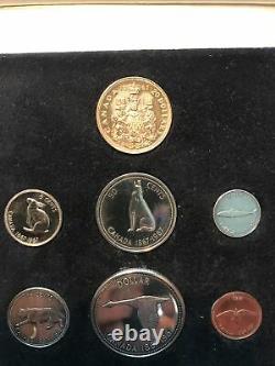 1967 Royal Canadian mint Canada centennial $20 Gold and Silver specimen coin set
