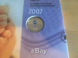 2007 Baby Commemorative Coin Set With Colored 25-cent Royal Canadian Mint