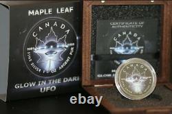 2017? UFO GLOW IN THE DARK? Maple Leaf $5 Ruthenium & Color 1oz Silver Coin