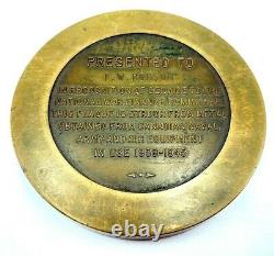 National War Finance Committee WW2 Presented FW Robinson Service Medallion Token