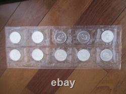 Paquet original de 10 pièces non circulées de Feuille d'érable en argent RCM scellées de 1998, d'une once.