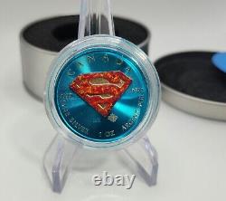 Superman couleur argent/opale, pièce d'emblème 3D colorisée, extrêmement rare. Pureté 9999, millésime 2016.